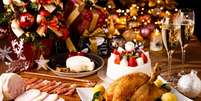 As festas de fim de ano podem levar a gastos excessivos -  Foto: Shutterstock / Alto Astral