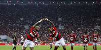 Gabigol e Bruno Henrique seguem em 2024 Foto: Wagner Meier/Getty Images / Esporte News Mundo