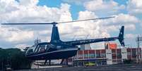 Helicóptero do modelo Robinson R66 Turbine pousa no Campo de Marte em São Paulo, lugar de onde o helicóptero desaparecido partiu  Foto: Reprodução/ Instagram