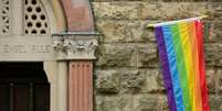 Conferências episcopais católicas emitiram declarações enfatizando que as bênçãos não equivaliam a uma aprovação oficial do sexo gay  Foto: REUTERS