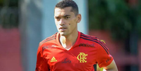 Goleiro Santos, do Flamengo -  Foto: Divulgação/Flamengo / Esporte News Mundo