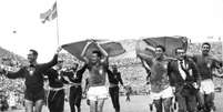  Foto: Domínio Público - Legenda: Zagallo na Copa de 1958 / Jogada10