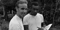 Zagallo e Pelé trabalharam juntos em três Copas do Mundo. Em 1958, na Suécia, e em 1962, no Chile, ambos eram jogadores. Em 1970, no México, Zagallo era o técnico e Pelé, o camisa 10 da seleção  Foto: Arquivo Pessoal / BBC News Brasil