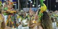 Fabiola Andrade deixou o bumbum à mostra em ensaio técnico da Mocidade para o carnaval 2024 em 7 de janeiro de 2024.  Foto: AGNews / Purepeople
