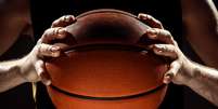 O basquete é uma das modalidades mais populares nas casas de apostas como a bet365  Foto: iStock