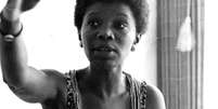 A imagem mostra Beatriz Nascimento, uma mulher negra, pesquisadora e historiadora.  Foto: Alma Preta