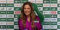 A presidente Leila Pereira, da SE Palmeiras, durante coletiva de imprensa, na Academia de Futebol.  Foto: Cesar Greco/Palmeiras