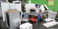 "Lei dos reparos" foi criada para impulsionar sustentabilidade ao permitir que consumidores possam ter produtos consertados por profissionais independentes  Foto: DW / Deutsche Welle