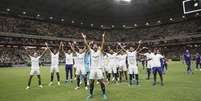 Jogadores do Cruzeiro comemoram vitória diante do Atlético   Foto: Staff Images / Cruzeiro / Esporte News Mundo