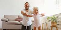 Homens podem ser pais por produção independente Foto: evrymmnt | Shutterstock / Portal EdiCase