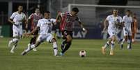 São Paulo e Ponte Preta se enfrentão neste sábado (10) (Rubens Chiri/Saopaulofc.net)  Foto: Esporte News Mundo