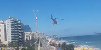 Menina de 3 anos foi resgatada de helicóptero após cair de prédio na Barra da Tijuca.  Foto: Divulgação/COR Rio