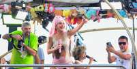 Claudia Leitte arrasa em look durante circuito Barra-Ondina no carnaval de Salvador. Foto: Webert Belicio/Agnews
