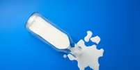 Evitar a lactose potencializa a saúde e evita os sintomas da síndrome em pessoas intolerantes  Foto: Olga Miltsova | Shutterstock / Portal EdiCase
