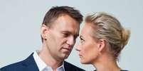 Opositor russo Alexei Navalny junto com sua esposa, Yulia Navalnaya  Foto: Ansa / Ansa - Brasil