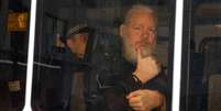 Julian Assange pediu asilo na embaixada do Equador em Londres em 2012  Foto: REUTERS / BBC News Brasil