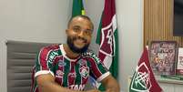 Samuel Xavier prorroga contrato com Fluminense até o final de 2025 —  Foto: Comunicação/Fluminense FC / Esporte News Mundo