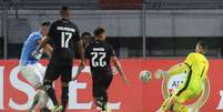 Gatito fazendo uma defesa diante do Aurora   Foto: Vitor Silva/Botafogo / Esporte News Mundo