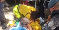 Manifestante sofre perfuração no pulmão após cair de árvore em ato de Bolsonaro em SP  Foto: Divulgação/PMESP