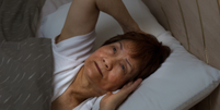 Ansiedade Noturna Psicólogo ensina estratégias para lidar com preocupações durante o sono  Foto: Sou Mais Bem Estar