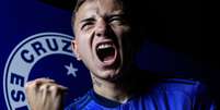 Barreal é anunciado pelo Cruzeiro   Foto: Gustavo Aleixo/Cruzeiro / Esporte News Mundo