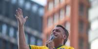 'Golpe usando a Constituição?', diz Bolsonaro em ato na Avenida Paulista, sobre conteúdo da 'minuta golpista'.  Foto: Taba Benedicto/Estadão / Estadão