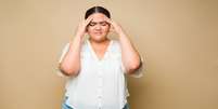 “Nunca se acostume a ter dor”: médica aconselha mulheres com enxaqueca  Foto: Shutterstock / Saúde em Dia