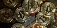 O bitcoin é uma moeda digital descentralizada e que não necessita de terceiros para funcionar.  Foto: Reprodução/Reuters