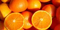 O Brasil é o maior produtor de laranjas do mundo, mas as safras têm encolhido nos últimos anos  Foto: Canva / Perfil Brasil