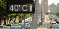 Diminuição das chuvas pode intensificar o calor em muitas áreas do País  Foto: DANIEL TEIXEIRA/ESTADÃO / Estadão