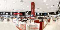 Outlet brasileiro na International Drive vende de tudo um pouco  Foto: Perfumeland Store/Divulgação / Viagem e Turismo