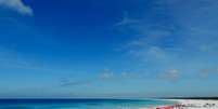 A Praia Grande é uma das mais populares em Arraial do Cabo  Foto: Arielom10/Wikimedia Commons / Viagem e Turismo