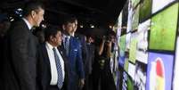  Foto: Divulga&ccedil;&atilde;o / Conmebol - Legenda: Ednaldo Rodrigues (terceiro da esq. para a dir.) em evento em Luque, no Paraguai / Jogada10