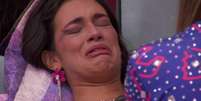 'BBB 24': Alane chora após levar bronca de Tadeu Schmidt ao vivo.  Foto: Reprodução, TV Globo / Purepeople
