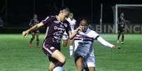  Foto: Cárila Covas/Ferroviária SAF - Legenda: Ferroviária e São Paulo fizeram jogo equilibrado no CT de Cotia / Jogada10