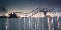 Ponte desaba ap&oacute;s colis&atilde;o de navio cargueiro em Baltimore (EUA)  Foto: Portal de Prefeitura