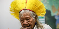 O presidente da França, Emmanuel Macron, concede Ordem Nacional da Legião de Honra ao líder indígena da etnia kayapó, cacique Raoni Metuktire  Foto: 