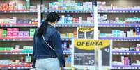 Consumidores podem esperar aumento nos preços dos remédios a partir da próxima semana; alta de 4,5% foi autorizada pelo governo na quinta, 28.  Foto: Felipe Rau/Estadão / Estadão