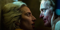 Lady Gaga e Joaquin Phoenix em Coringa: Delírio a Dois (Imagem: Divulgação/Warner Bros)  Foto: Canaltech