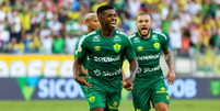 Jonathan Cafu comemora gol do Cuiabá contra o Palmeiras   Foto: AssCom Dourado / Esporte News Mundo