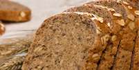 Pão integral com aveia  Foto: Smileus | Shutterstock / Portal EdiCase