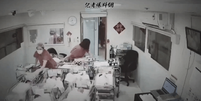Enfermeiras tentam salvar bebês em terremoto em Taiwan  Foto: Reprodução