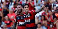 Léo Pereira e Pedro do Flamengo são cotados para a seleção de Dorival   Foto: Buda Mendes/Getty Images / Esporte News Mundo