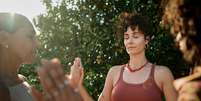 O mindfulness moderno geralmente é definido como focar no presente sem fazer julgamentos  Foto: Getty Images / BBC News Brasil