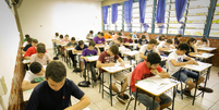 Estudantes fazem vestibular da UEM/ Crédito da  Foto: UEM / Brasil Escola