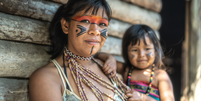 Em 2010, o IBGE identificou 274 línguas pertencentes a 305 povos indígenas   Foto: iStock: FG Trade