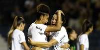 Foto: Staff Images/CBF - Legenda: Santos e Corinthians se enfreentam pela quinta rodada do Brasileirão feminino. O jogo é na Vila, mas as corintianas são favoritas / Jogada10