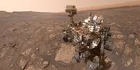 O rover Curiosity, da NASA, tem uma broca em seu braço robótico para perfurar o solo de Marte (Imagem: Reprodução/NASA/JPL-Caltech/MSSS)  Foto: Canaltech
