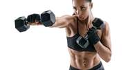 Exercícios físicos ideais para mulheres  Foto: Shutterstock / Sport Life