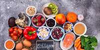 Alimentação saudável mantém a produção de colágeno no corpo  Foto: Yulia Furman | Shutterstock / Portal EdiCase
